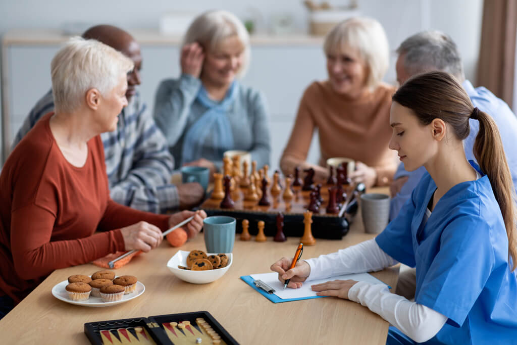 exploring senior living apartment homes