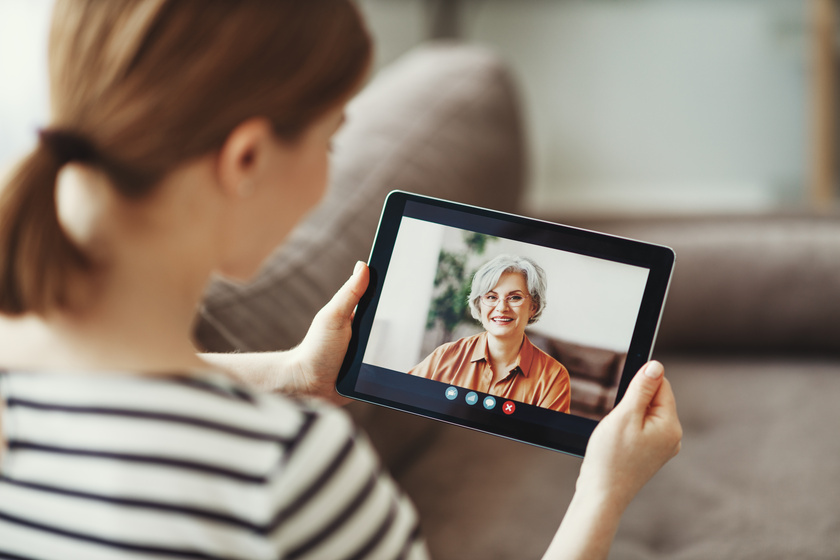 how to be a long distance caregiver for your aging parent in an assisted living community