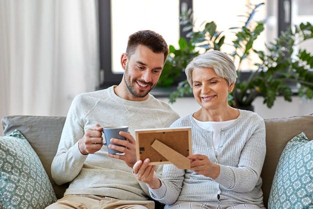 incredible benefits of living in a memory care for your loved one img