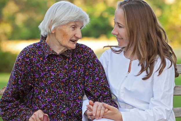 4 tips for moving your loved one to assisted living img