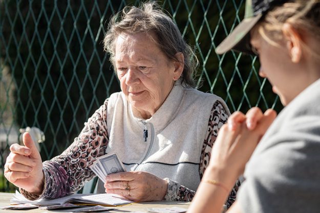 how playing card games enhance your loved ones cognitive functions img how playing card games enhance your loved ones cognitive functions img