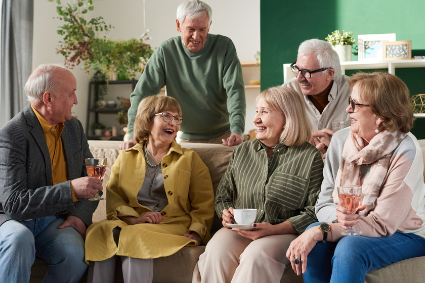 the benefits of staying socially active in your senior years