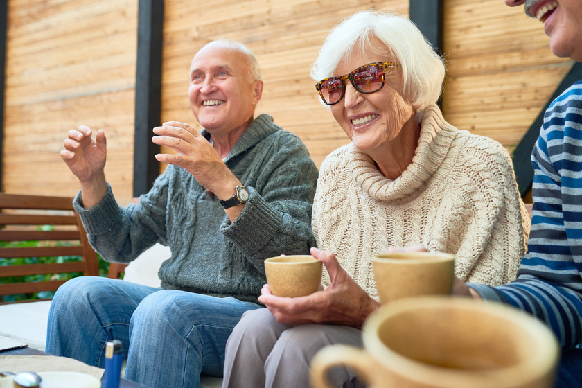 4 Ways Assisted Living Apartments In Cornelius NC Can Help Combat Loneliness For Seniors 4 Ways Assisted Living Apartments In Cornelius NC Can Help Combat Loneliness For Seniors