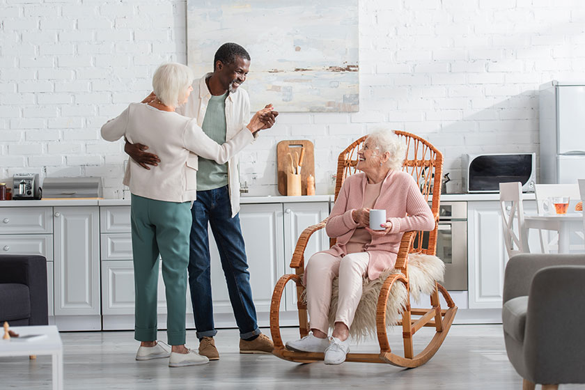 4 tips to keep you stylish as you age in statesville nc senior housing img