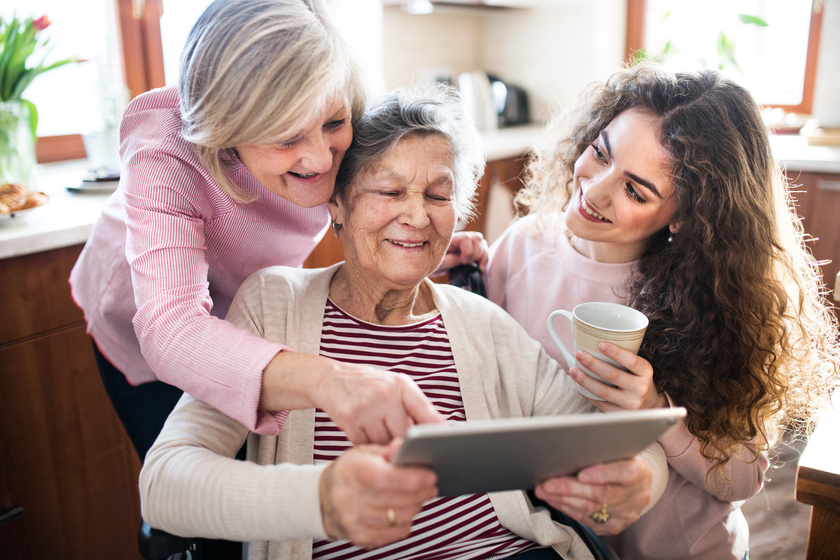 A Guide To Visiting Your Loved Ones In A Senior Community During The Holidays A Guide To Visiting Your Loved Ones In A Senior Community During The Holidays