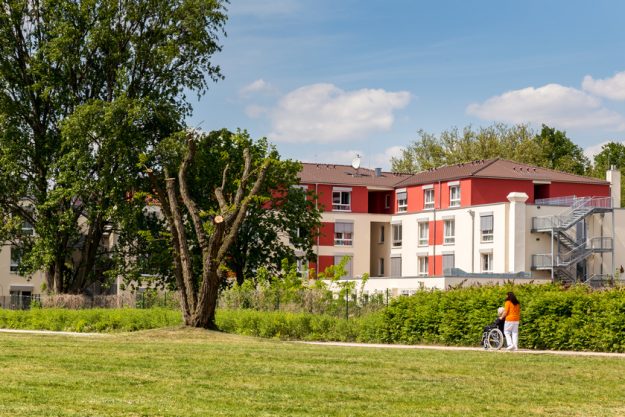 how many senior homes should you explore before choosing the best one for your loved one how many senior homes should you explore before choosing the best one for your loved one