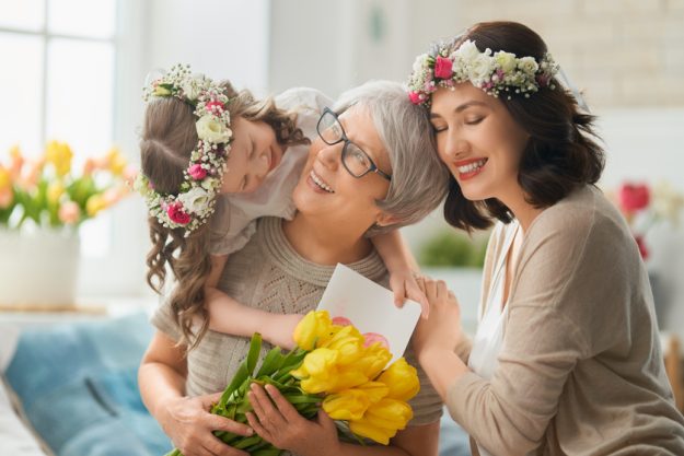 7 mothers day activities to do with your aging mom