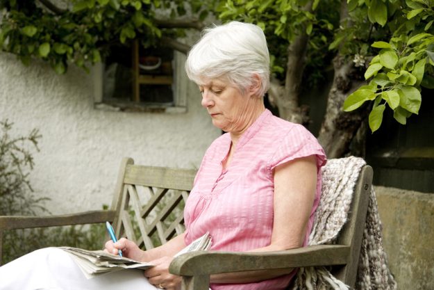 16 reasons writing a journal is a good activity in your senior years