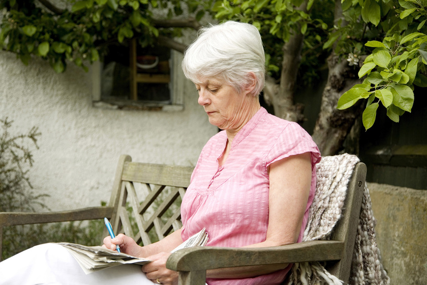 16 reasons writing a journal is a good activity in your senior years