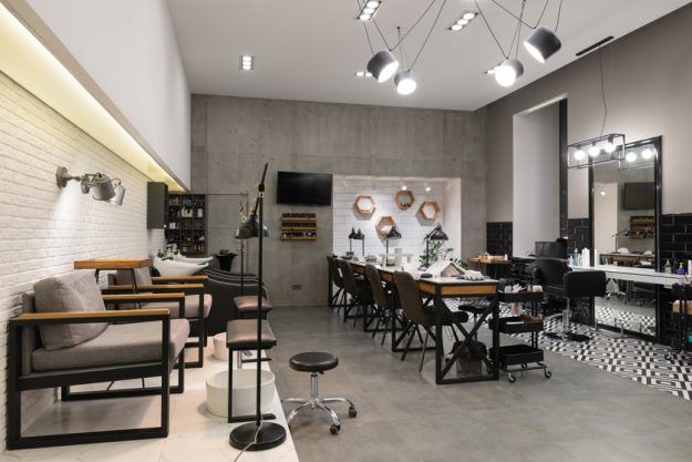 how senior living facilities in roosevelt heights sc provide the best beauty salon services for the residents