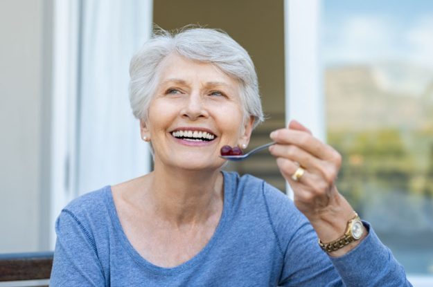 how your elderly loved one can prevent aspiration img how your elderly loved one can prevent aspiration img