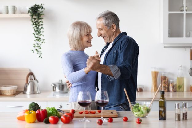 3 activities that can improve self confidence in seniors img