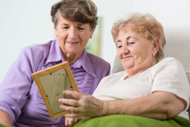 boosting seniors brain health by sharing stories with friends img