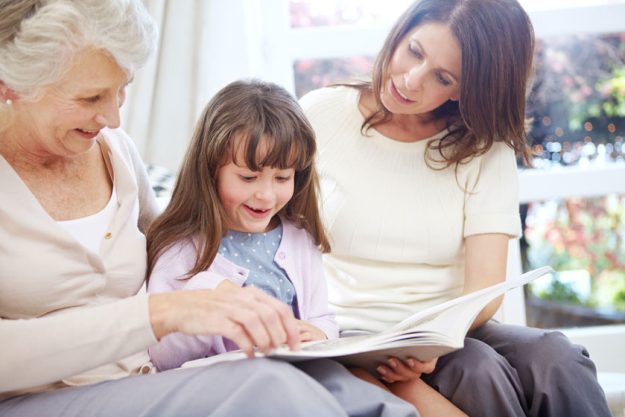 fun ways to bond with grandchildren by sharing family stories img