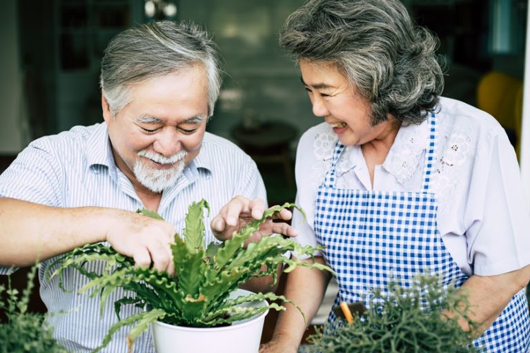 living independently with dementia in memory care centers in lumberton nc 5 adaptive activities you img