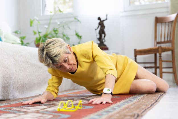 why its dangerous to let your loved ones age alone at home img why its dangerous to let your loved ones age alone at home img