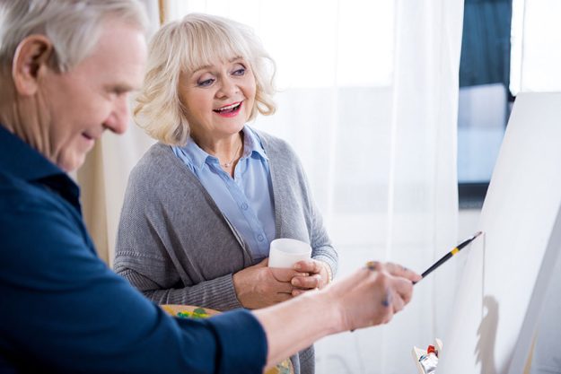 senior couple painting senior couple painting