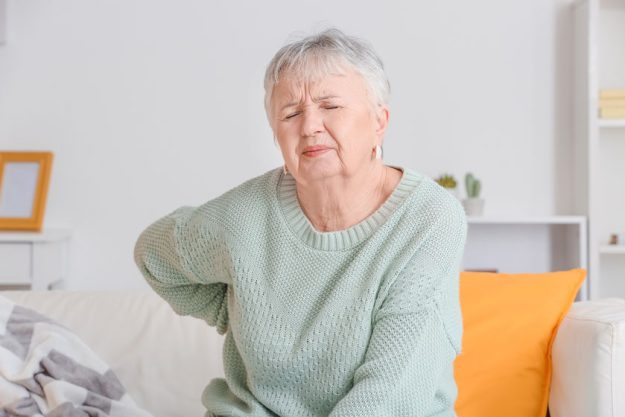 how stress leads seniors to chronic pain img