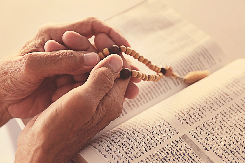 old man reading the bible old man reading the bible