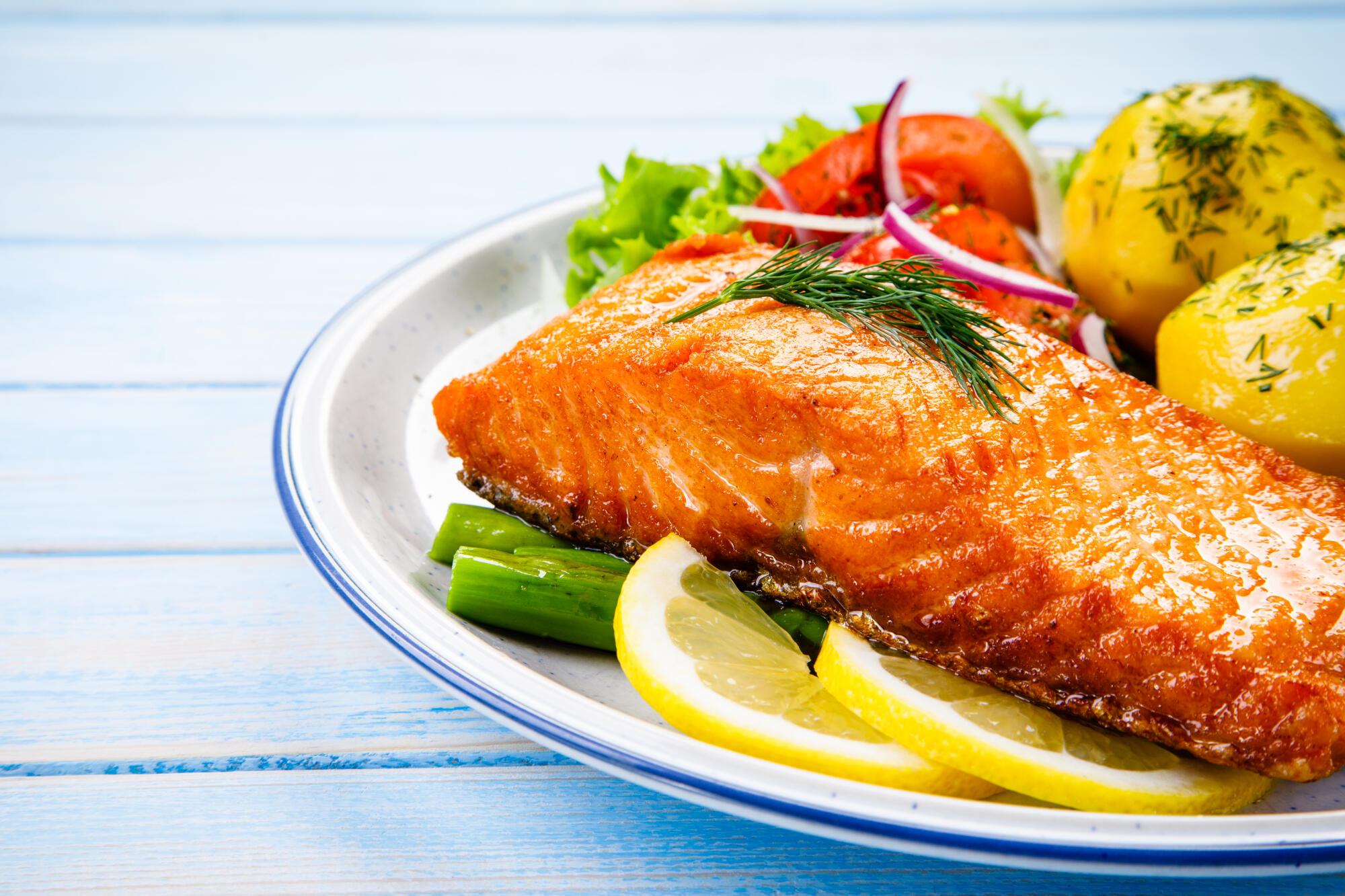 Grilled,Salmon,With,Boiled,Potatoes,,Asparagus,And,Vegetable,Salad Grilled,Salmon,With,Boiled,Potatoes,,Asparagus,And,Vegetable,Salad