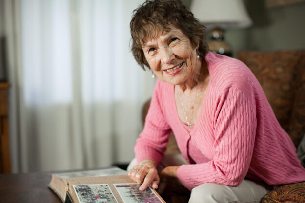 Senior,Woman,With,Family,Album Senior,Woman,With,Family,Album